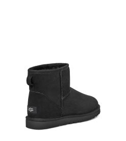 UGG Classic Boots-Classic Mini, Black