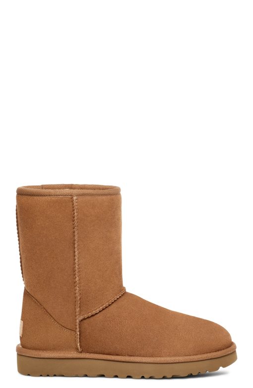 UGG Classic Boots-Classic Short, Chestnut