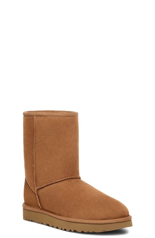 UGG Classic Boots-Classic Short, Chestnut